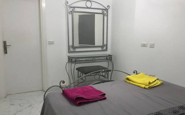 Апартаменты Regency Towers Apartments вид на фасад