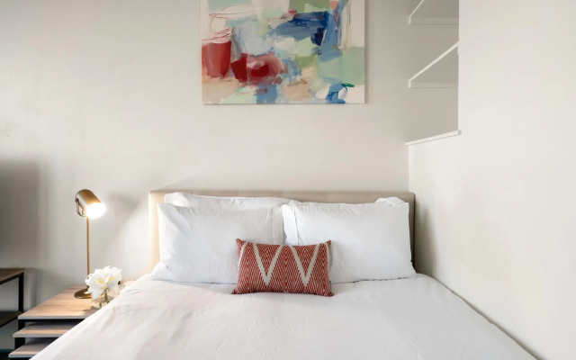 Arlington Classy Studio Apartment