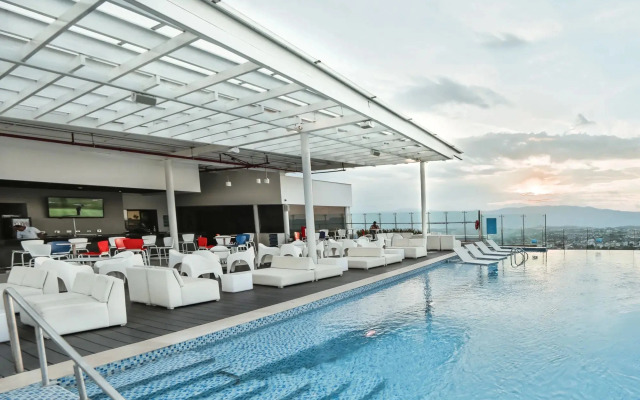 Holiday Inn Bucaramanga Cacique by IHG