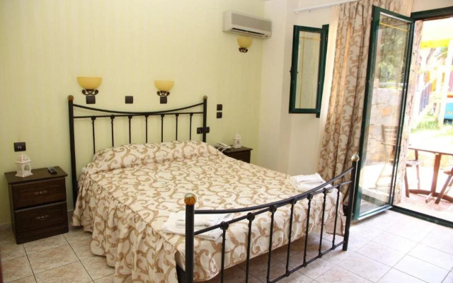 Dias Hotel & Apts