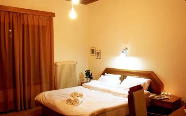 Naousa Natura Mountain Sports Hotel
