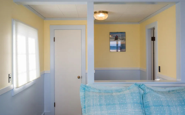 Nauset Beach Inn