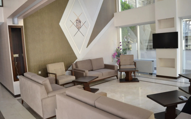 Centrum Business Hotel