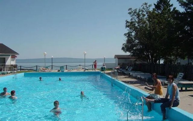 Hotel La Roche Pleureuse