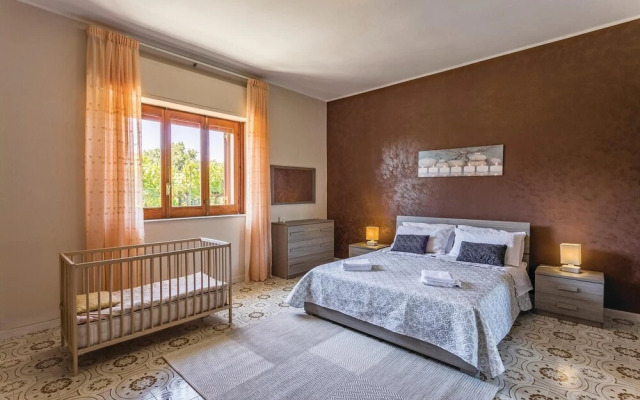 Stunning Home in Zafferana Etnea With 3 Bedrooms and Wifi