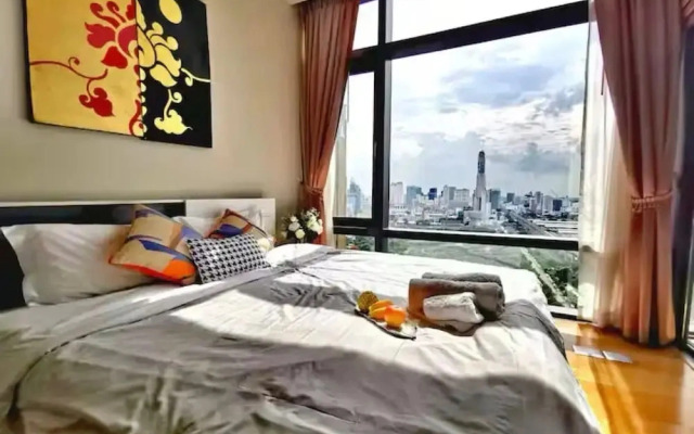 Circle Living Skyline Residence