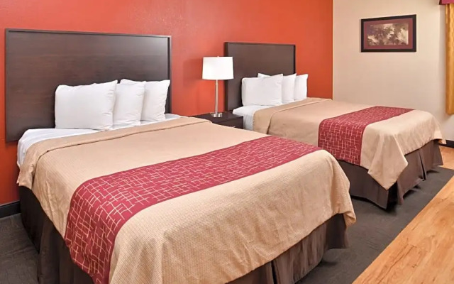 Red Roof Inn & Suites Columbus - West Broad