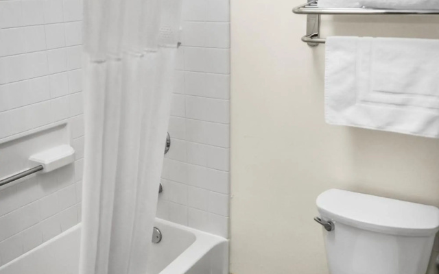 Crystal Inn Hotel & Suites West Valley City