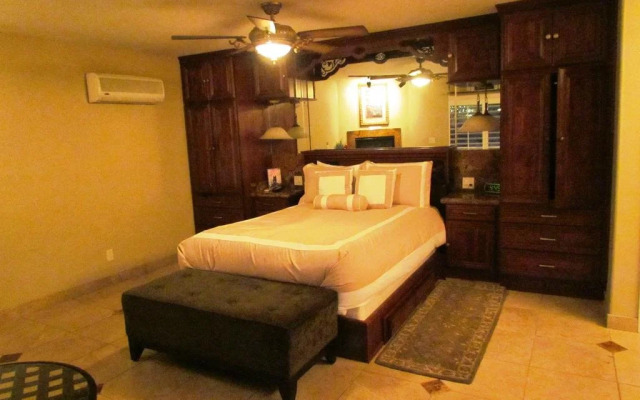 Milos Inn at Boulder