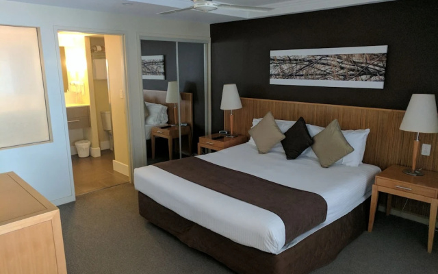 Pier Resort Apartments