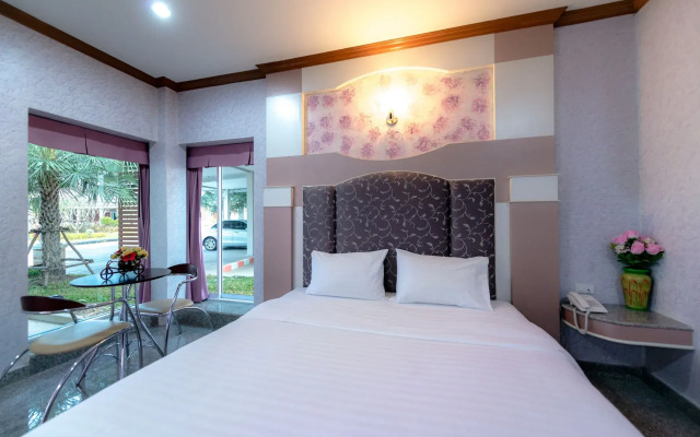 Martina Hotel