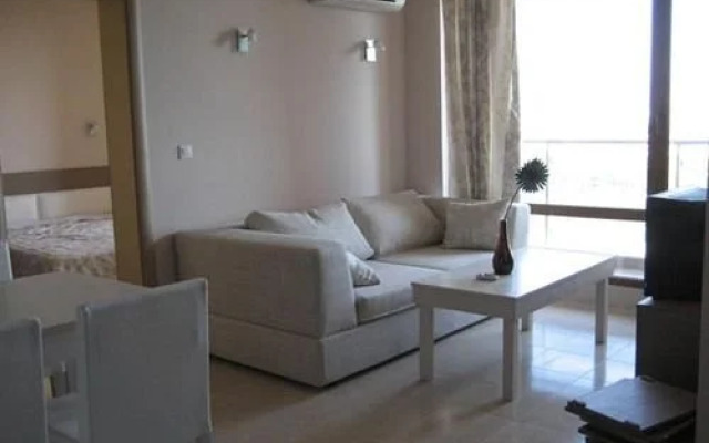 Pomorie Bay Apart Hotel