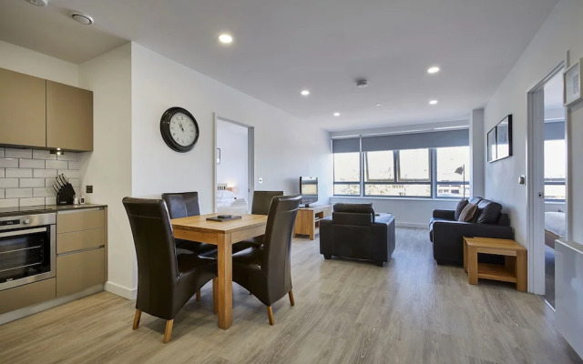 Platform Apartments by ESA
