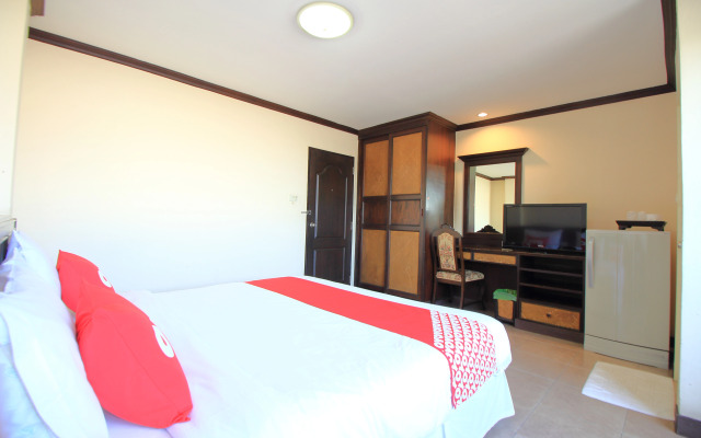 OYO 471 Sunshine Apartment