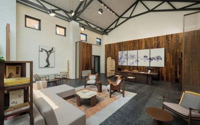 Jiangnan House  Yangcheng Lake