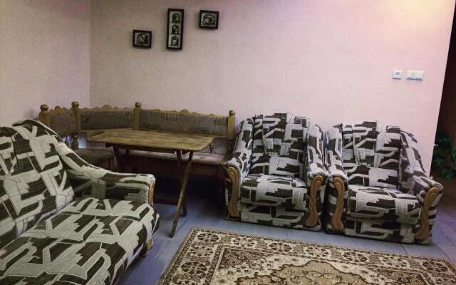 Bilya Vokzalu Mini-hotel
