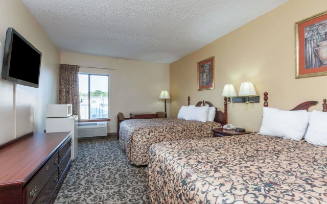 Days Inn by Wyndham LaPlace- New Orleans