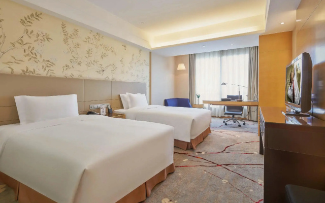 Grandskylight Hotel