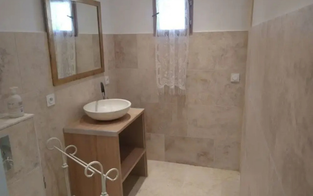 Camargue Modern Retreat