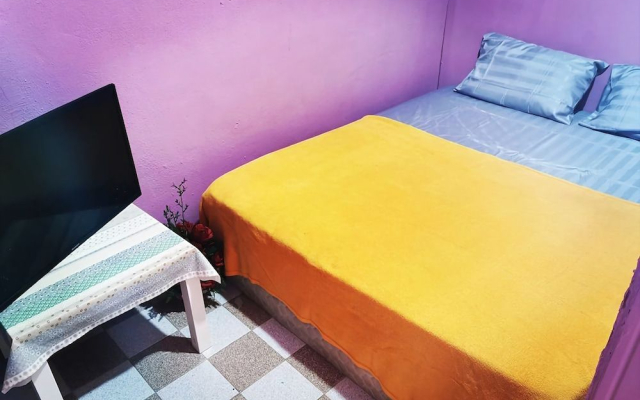 BOBI's Cafe Backpackers Hostel