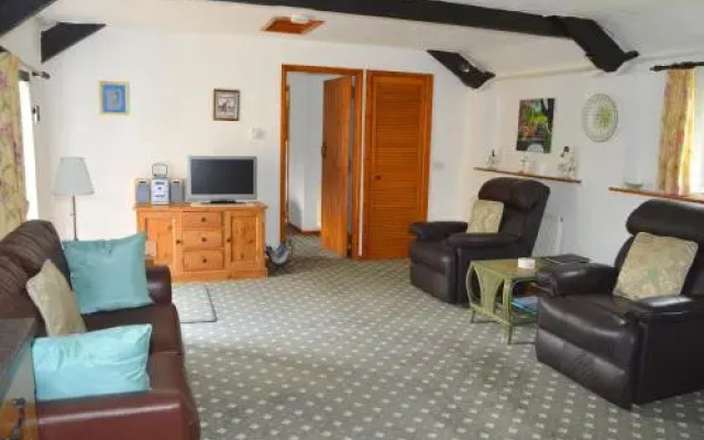 Windbury Cottage