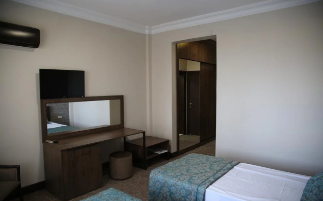 Omtel Hotel