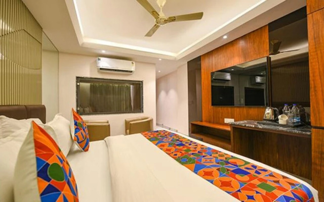 FabHotel Prime Dev Palace