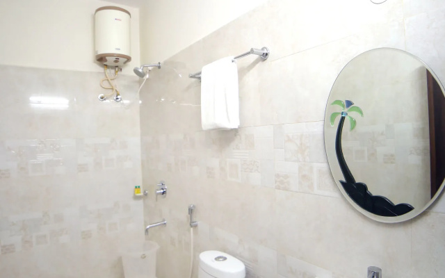 FabHotel Pearl City HiTech City