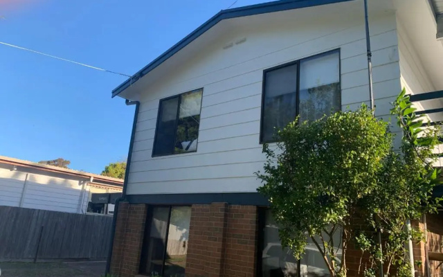 INVERLOCH - 2 Separate Houses in one!