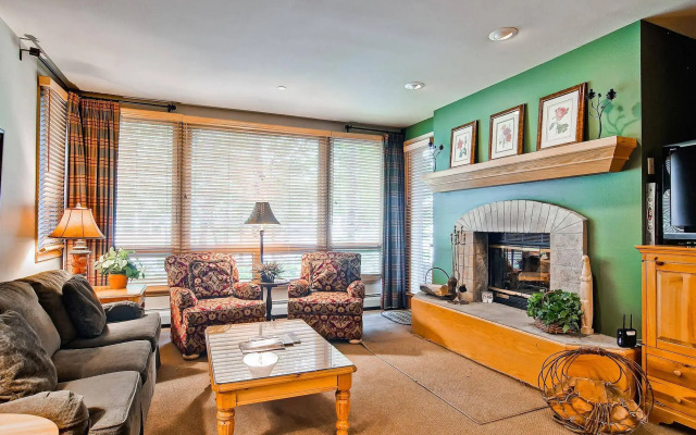 Highlands Westview by East West Hospitality