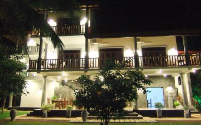 Отель Canal Villa Шри-Ланка, Бентота - отзывы, цены и фото номеров - забронировать отель Canal Villa онлайн вид на фасад