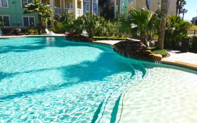 Dawn 625 by Ryson Vacation Rentals