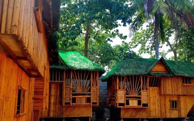 Nirvana Bamboo & Dive resort