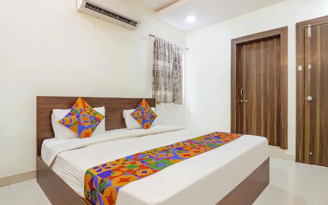 FabHotel Srisai Hill View