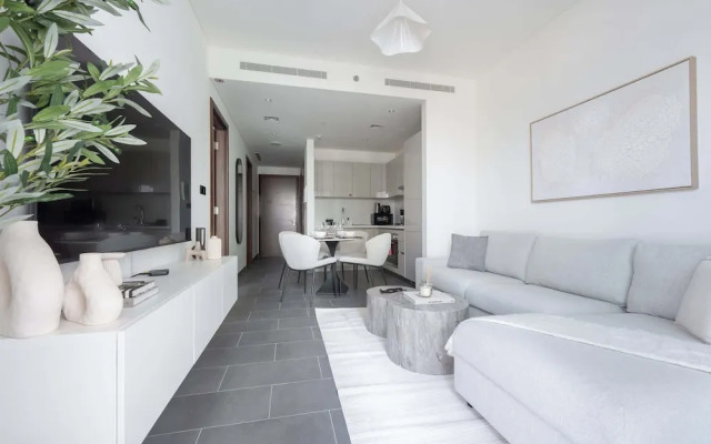 Meydan Apartment Sleeps 5 in a Great Location