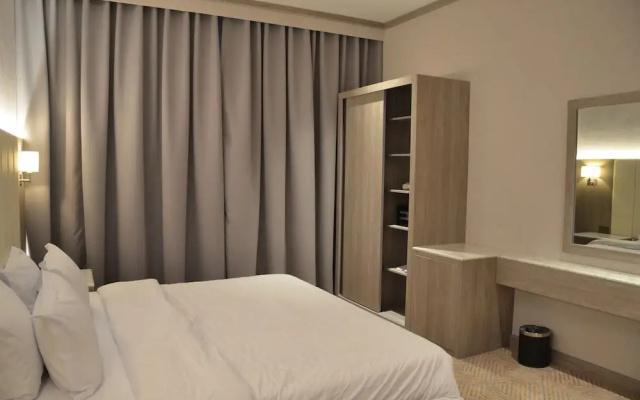 Crown Suite