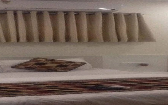 Room Maangta 133 @ Kurla West