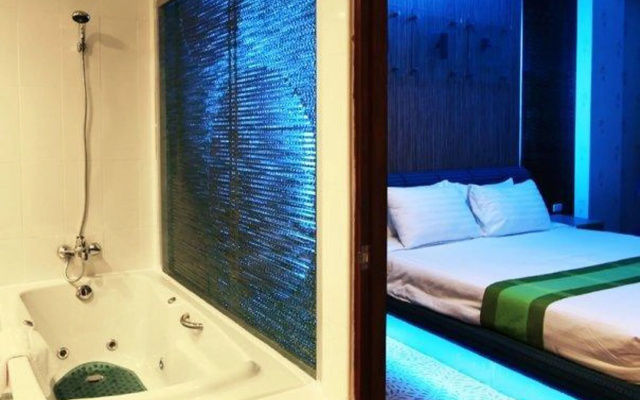 V-One Hotel Korat