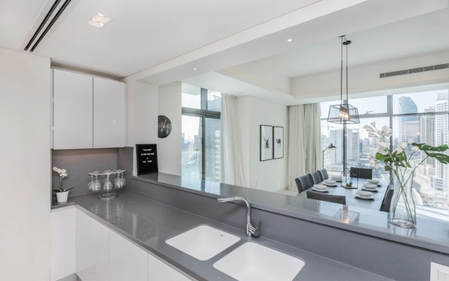FAM Living - Mada Residences Downtown