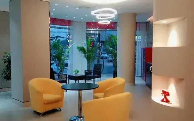 Huayi Selected Hotel (Nanguan subway station store, Liangxiang, Beijing)