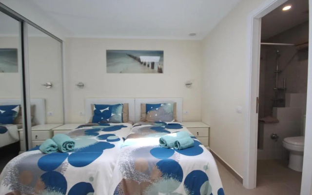 Amazing 5-bedroom villa in Costa Adeje
