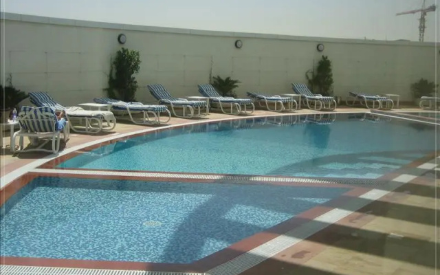Dubai Apartments - Jumeirah Lake Towers - Goldcrest
