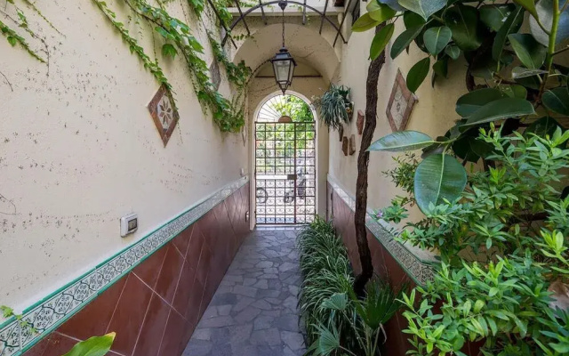 Relais Torre Rossa Apartments