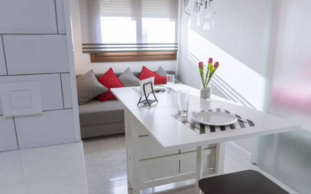 Estudio con parking y piscina en Fibes