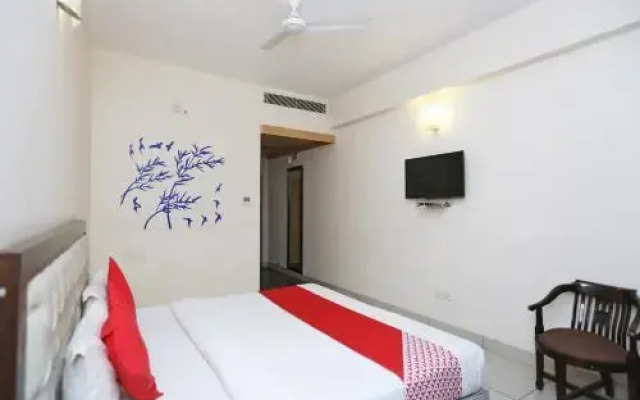 Yellow Sapphire By OYO Rooms