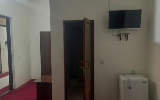 Qorako'l Hotel