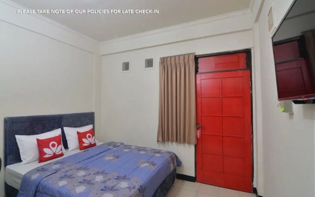 ZEN Rooms Basic near BTC