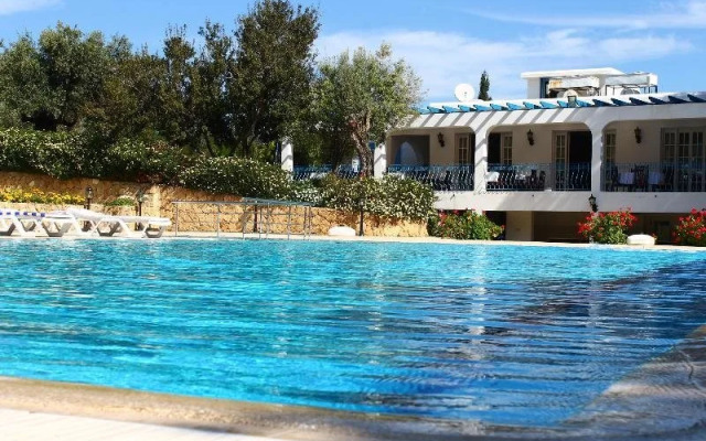 santoria village