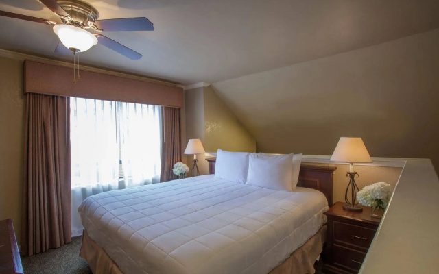 Cloverleaf Suites Baton Rouge
