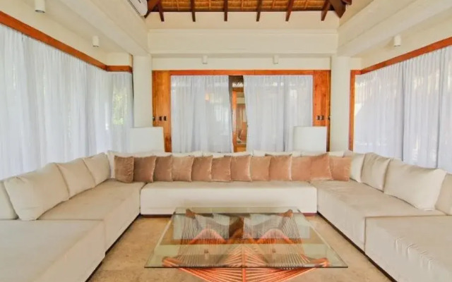 Nezima Beach House Spr Boracay